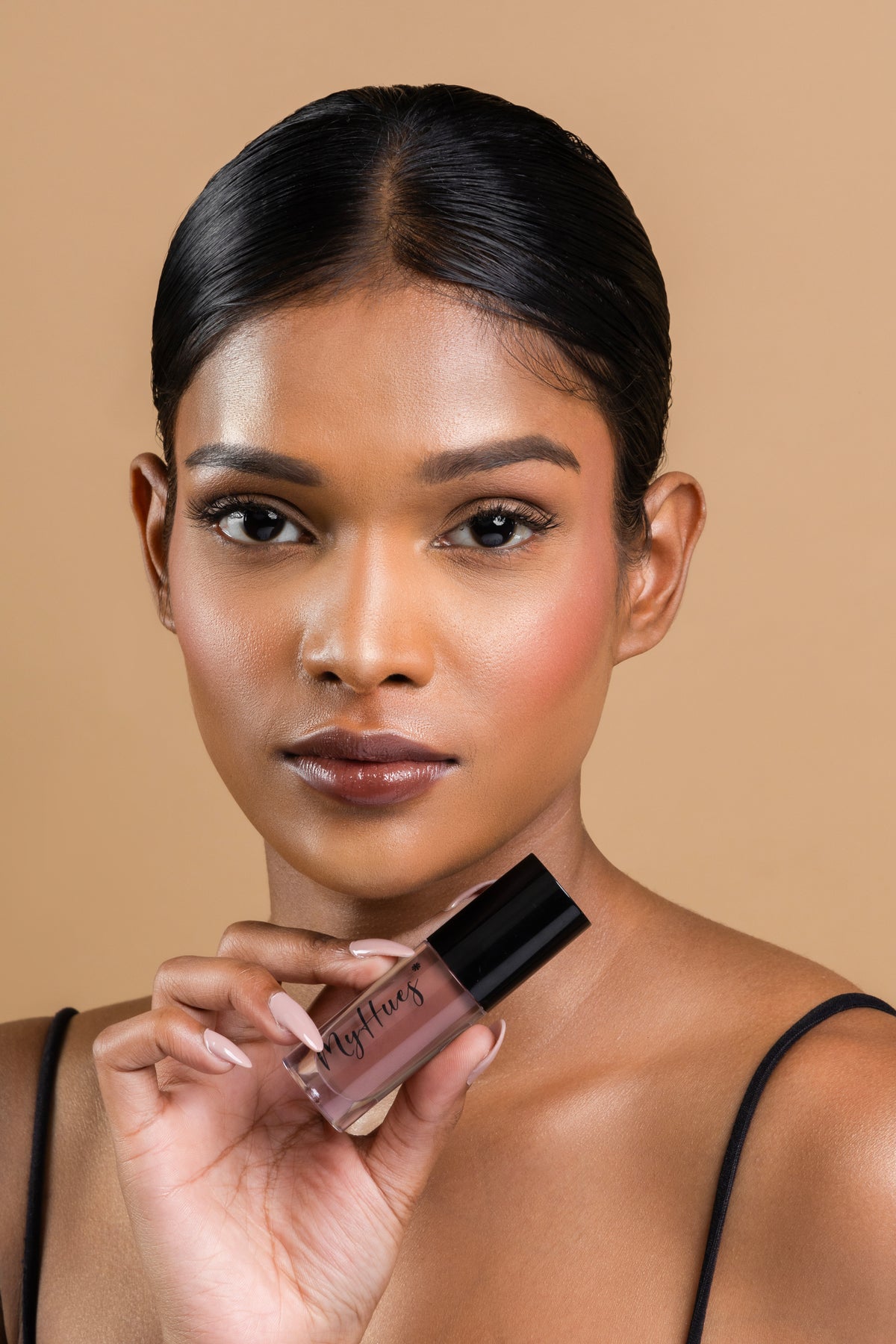 MyHues HyGlow Lip Elixir Heer (Mocha Brown) Best Lip Gloss in India