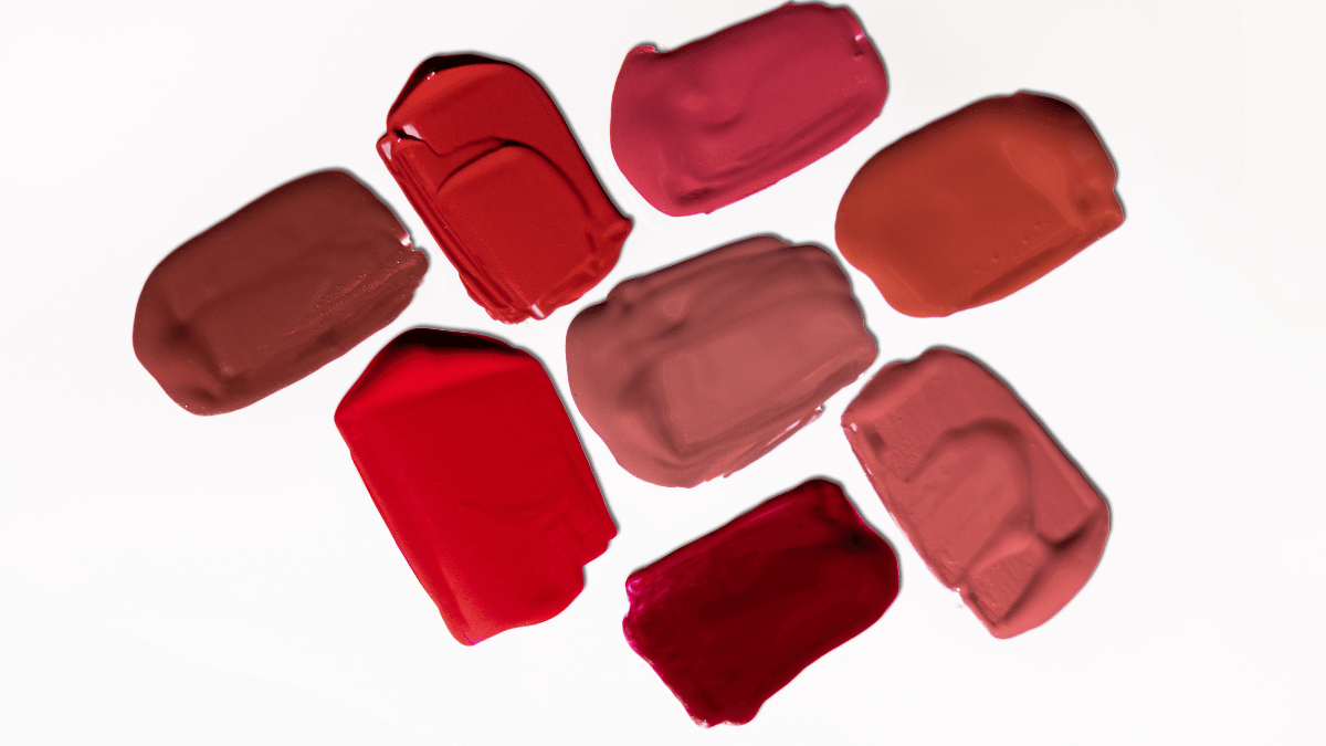 How To Match A Lipstick With Your Outfit