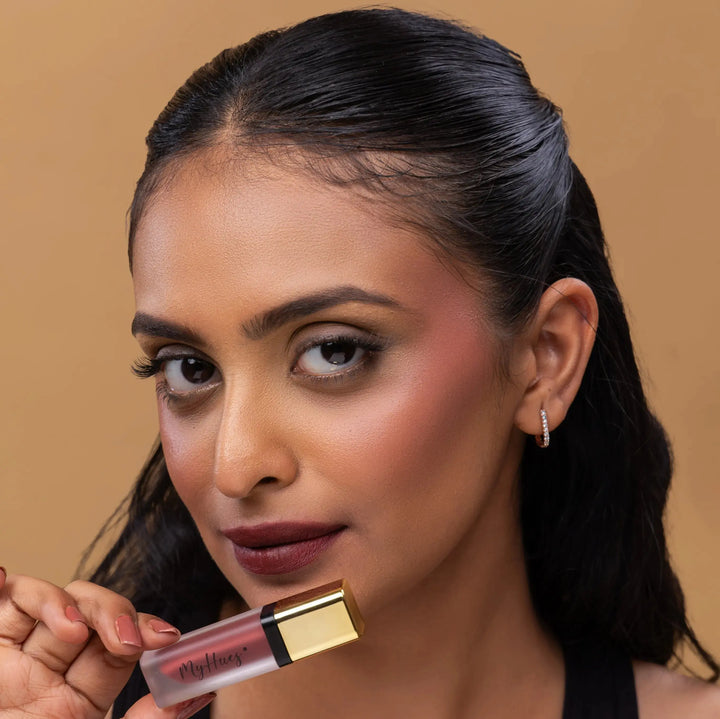 MyHues Kokum Sherbet mahogany brown liquid lipstick on medium brown Indian skin tone, rich mahogany brown shade with high pigmentation and comfortable non drying matte finish on lips
