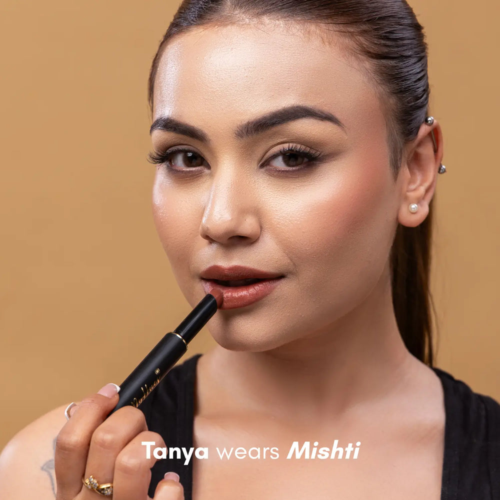 MyHues Colour Smudgestix in Mishti – cool toned nude brown shade applied on lips and cheeks on fair Indian skin, soft matte finish with high pigmentation and comfortable long wear