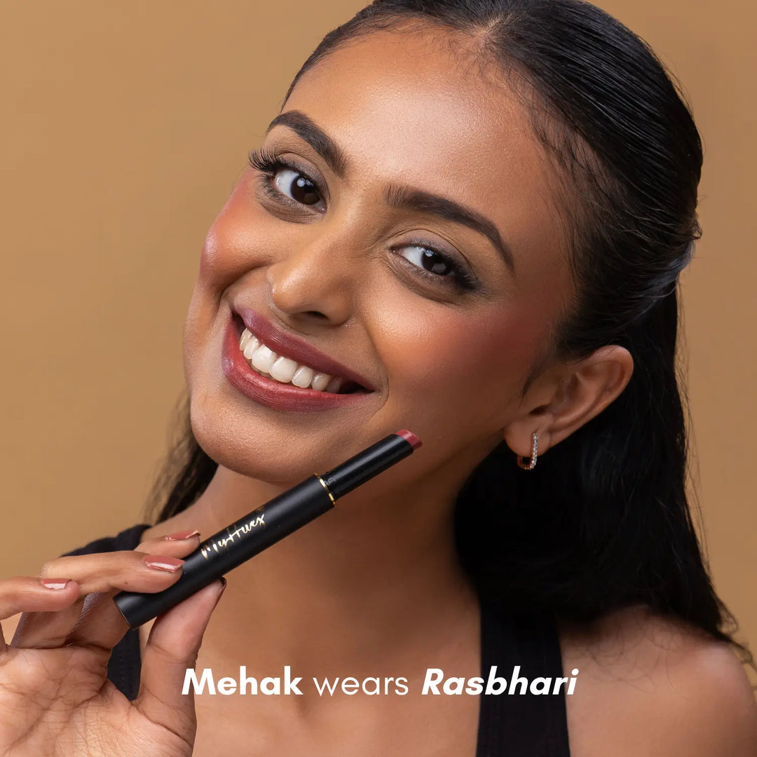 MyHues Colour Smudgestix in Rasbhari – nude pink shade on lips and cheeks on deep Indian skin tone, soft matte finish with high pigmentation and comfortable even wear