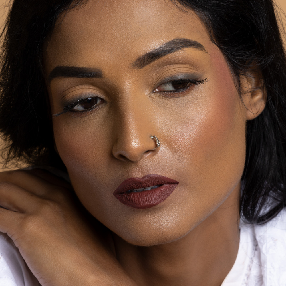 Lip Comfort Matte Liquid Lipstick Cutting Chai (True Brown)