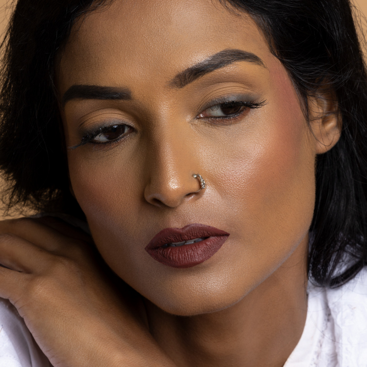 Lip Comfort Matte Liquid Lipstick Cutting Chai (True Brown)
