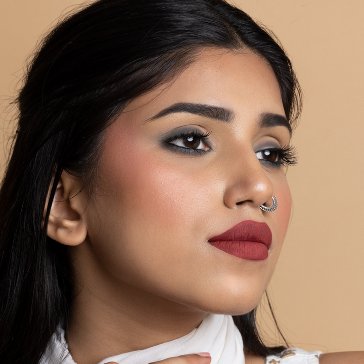 rust red lipstick for Indian skin tone : MyHues saanjh matte lipstick