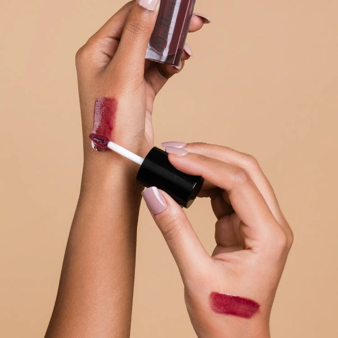 MyHues HyGlow Lip Elixir in Noor – deep burgundy lip gloss, high shine hydrating lip gloss with rich pigmentation and smooth non sticky glossy finish